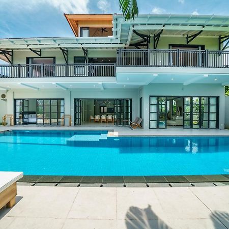 Villa Okenada - Modern 5-Bedroom Pool Villa In Berawa! Canggu Kültér fotó