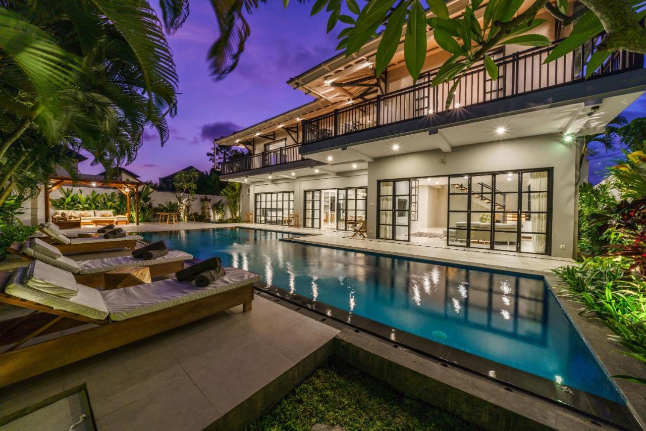 Villa Okenada - Modern 5-Bedroom Pool Villa In Berawa! Canggu Kültér fotó