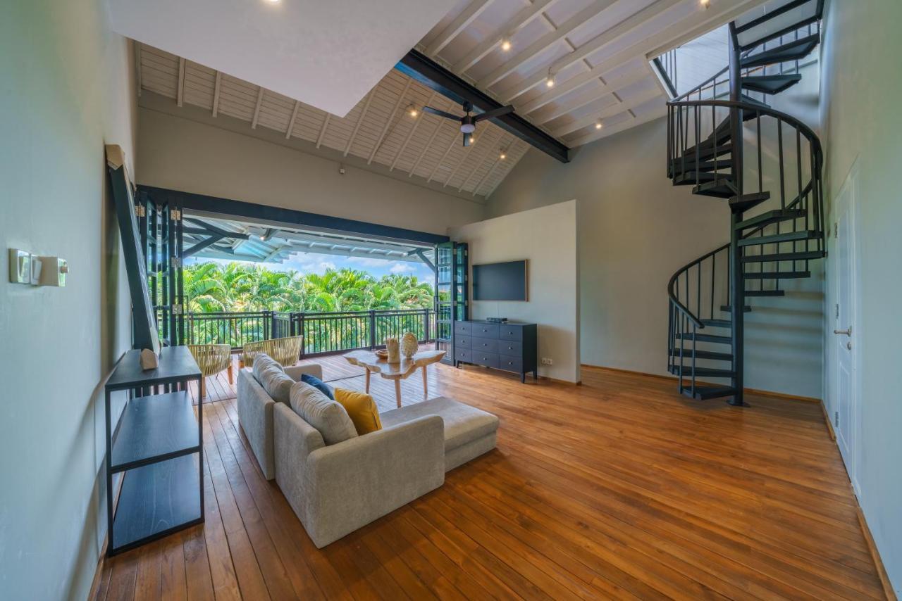 Villa Okenada - Modern 5-Bedroom Pool Villa In Berawa! Canggu Kültér fotó