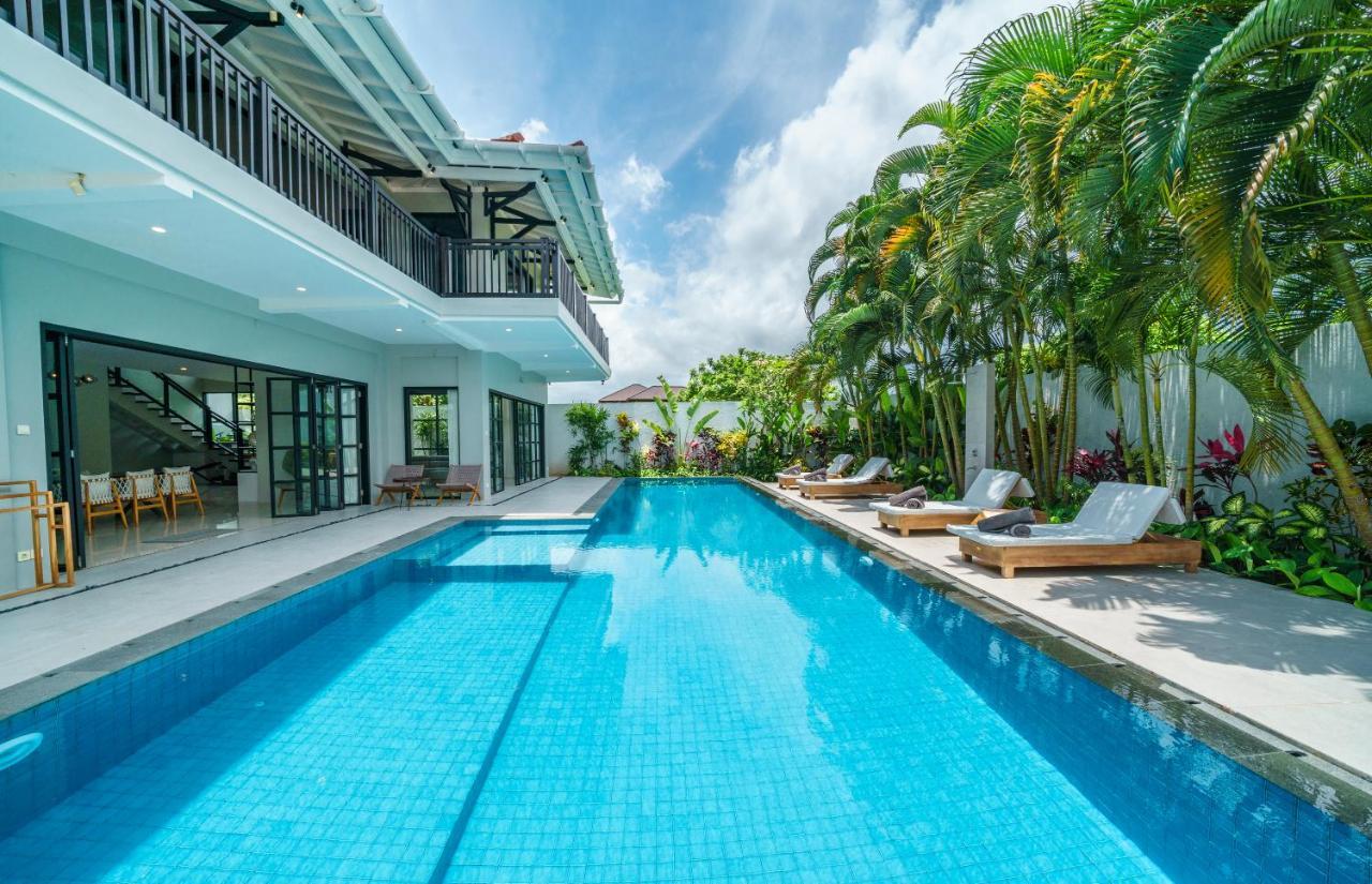 Villa Okenada - Modern 5-Bedroom Pool Villa In Berawa! Canggu Kültér fotó